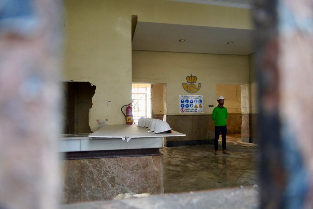 Interior del antiguo edificio de Correos en Melilla durante su rehabilitación
