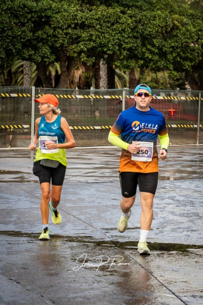 Corredores del Club Deportivo HTrainer en la XIII Media Maratón de Melilla