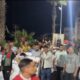 Manifestación en Nador durante la celebración de Alhucemas con banderas y pancartas.