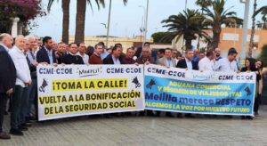 Manifestación en Melilla pidiendo la vuelta de bonificaciones a la Seguridad Social