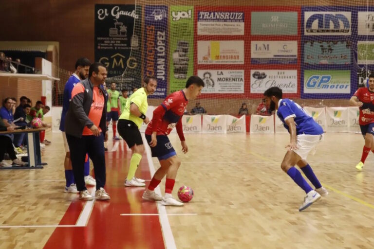 Jugadores de fútbol sala en un partido del Nueva Era Melilla F.S.