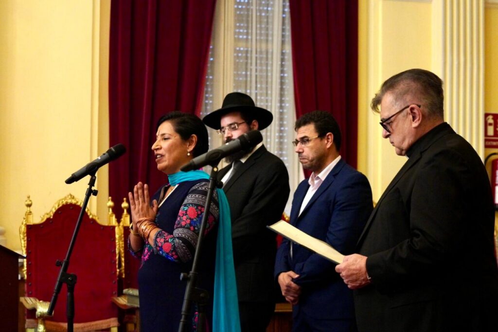 Participantes en el encuentro interreligioso en Melilla