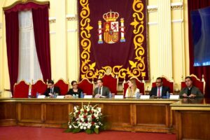 Mesa de diálogo en el encuentro interreligioso en Melilla