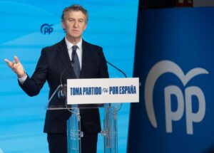Alberto Núñez Feijóo hablando en un evento del Partido Popular