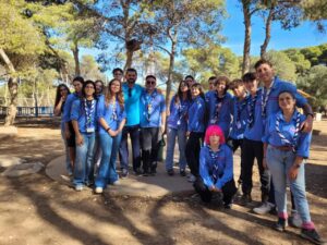 Grupo de jóvenes scouts en el Foro Joven en Melilla