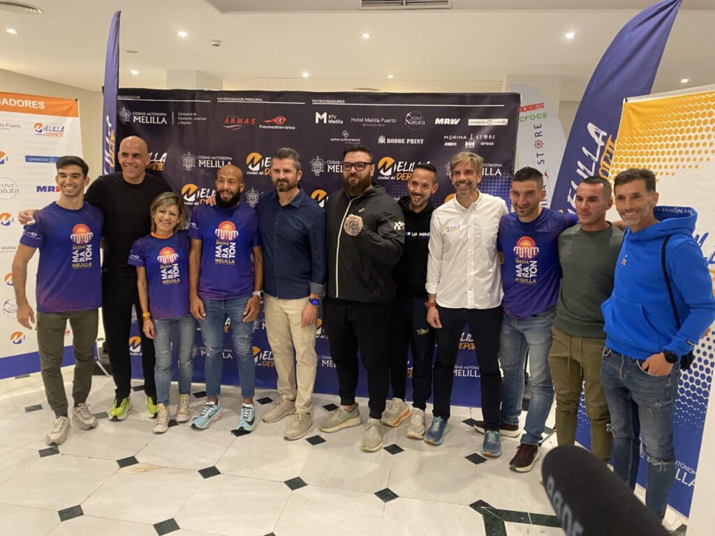 Atletas en la presentación de la Media Maratón Ciudad de Melilla