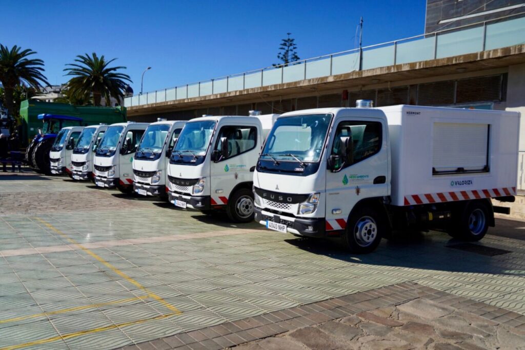 Nuevos vehículos de limpieza adquiridos por el medio ambiente