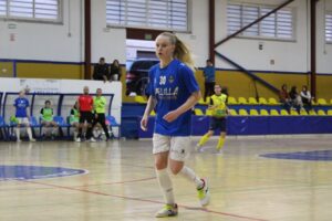 Jugadora del Melilla Torreblanca B en un partido de fútbol sala