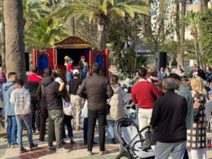 Representación teatral infantil en el Parque Hernández de Melilla