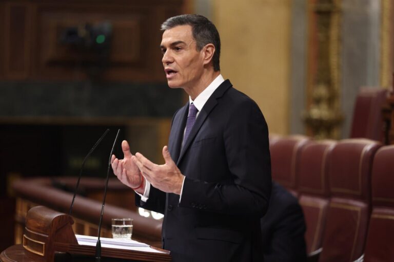 Pedro Sánchez hablando en el Congreso sobre acuerdos políticos