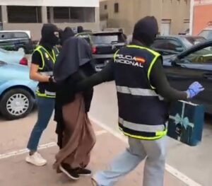 Detención de una mujer presuntamente vinculada al yihadismo en Melilla