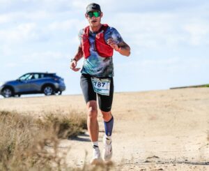 Corredor Ricardo López en la XI Ultra Maratón Costa de Almería