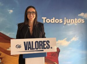 Marta Fernández de Castro en un evento del Partido Popular