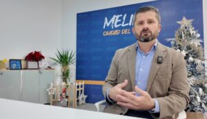 Miguel Ángel Fernández hablando sobre eventos deportivos en Melilla