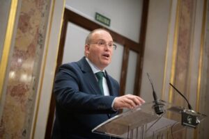 Miguel Tellado del PP en rueda de prensa sobre corrupción política