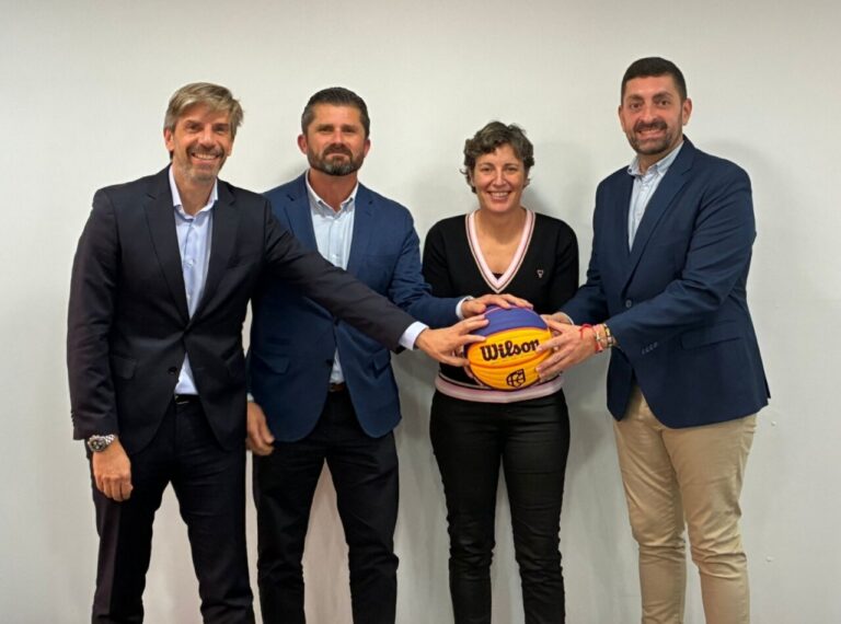 Reunión sobre el campeonato de baloncesto 3x3 U15 y U13 en Melilla