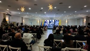 Asistentes al acto de Somos en el Hotel Melilla Puerto