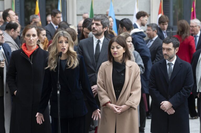 Dirigentes de Sumar en rueda de prensa sobre la situación del Gobierno español