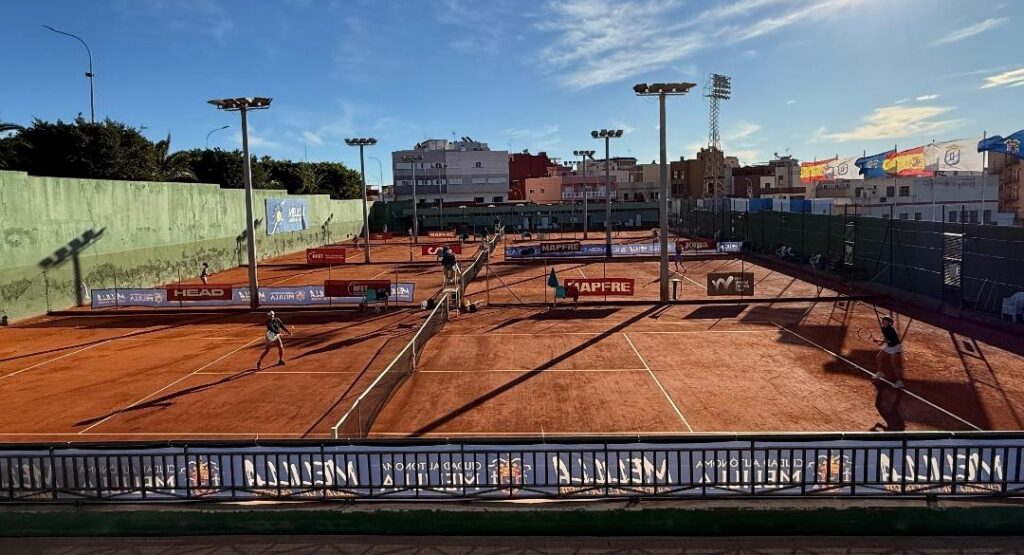 Vista de las canchas del XXII Torneo Internacional de Tenis Ciudad de Melilla