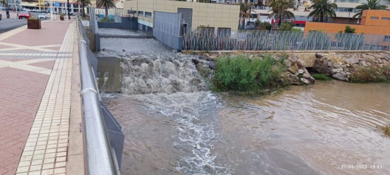 Vertido de aguas fecales en la estación de bombeo de Melilla