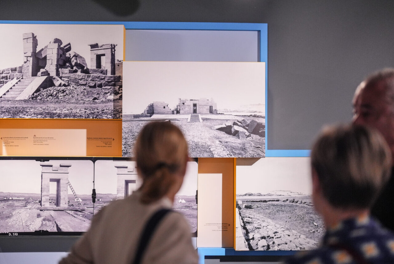 Visita a la exposición sobre el templo de Debod en Madrid