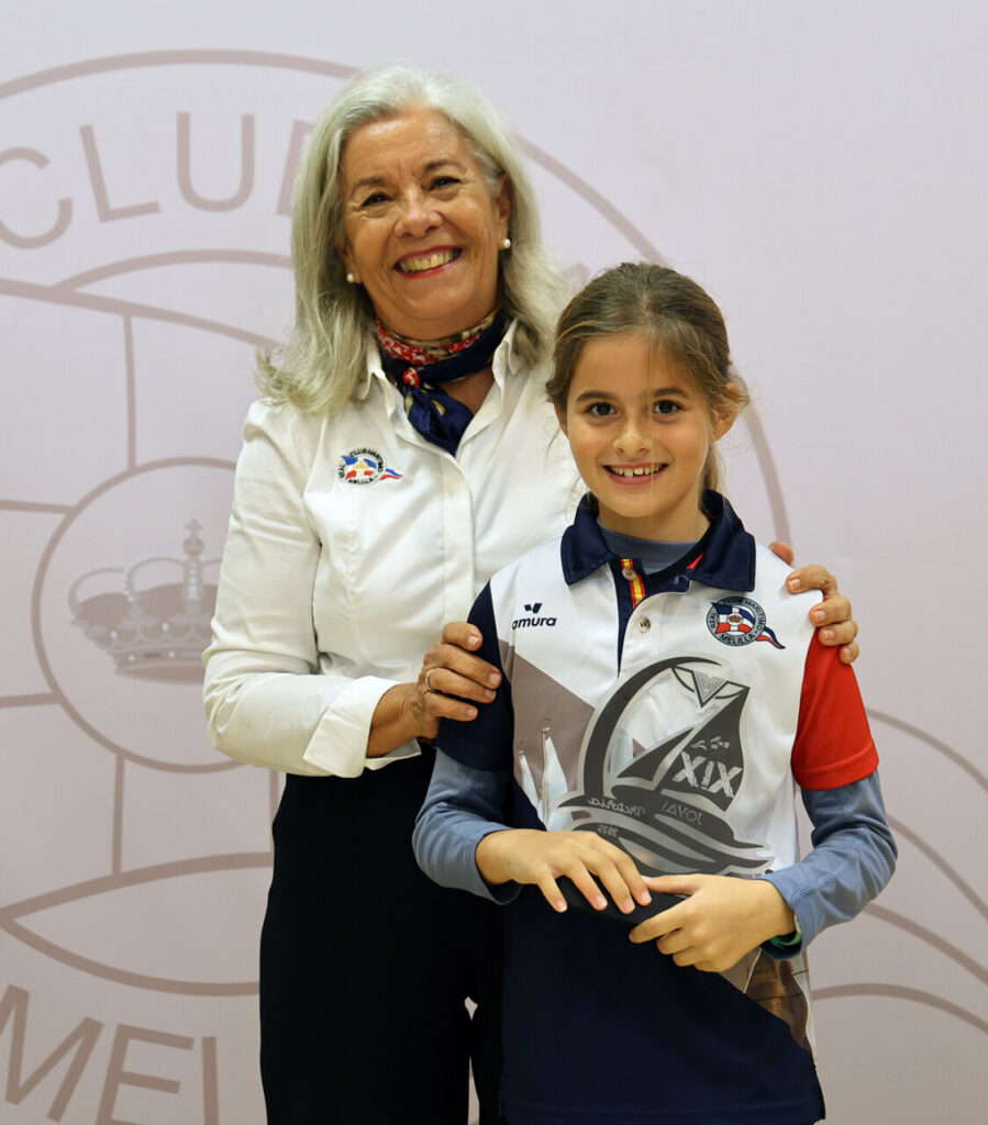 Entrega de trofeos en el Real Club Marítimo de Melilla