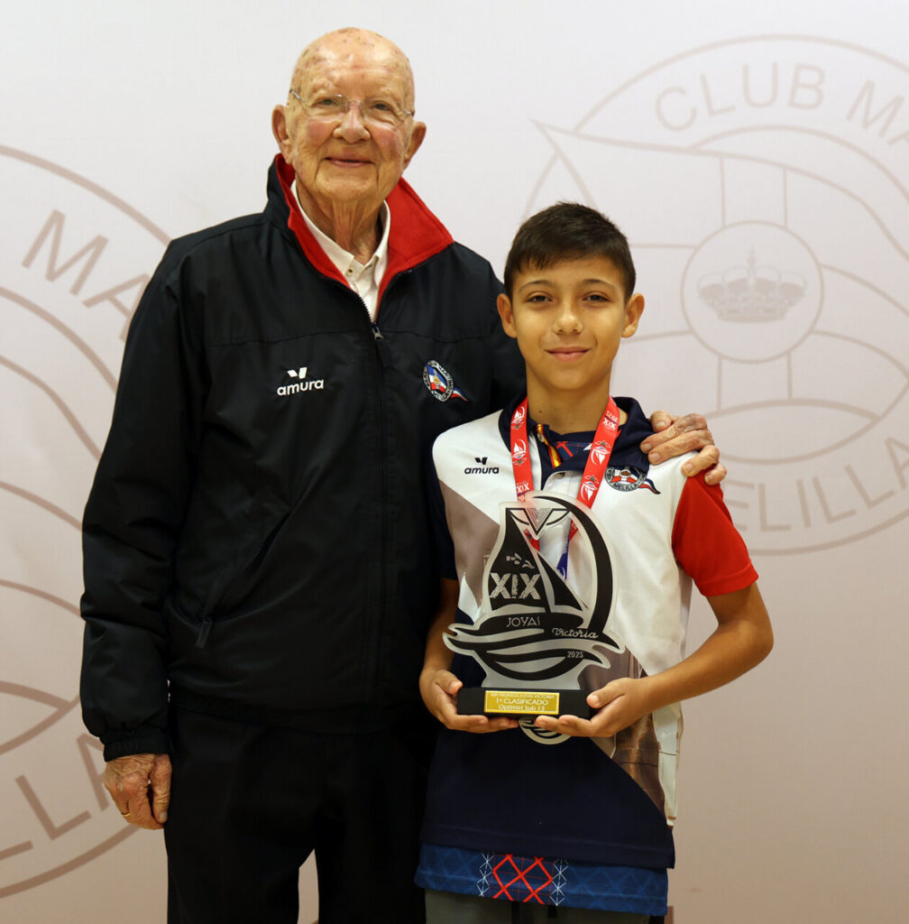 Entrega de trofeos en el Real Club Marítimo de Melilla