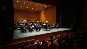 La Banda, Orquesta y Coro Ciudad de Melilla durante su concierto en el Kursaal.