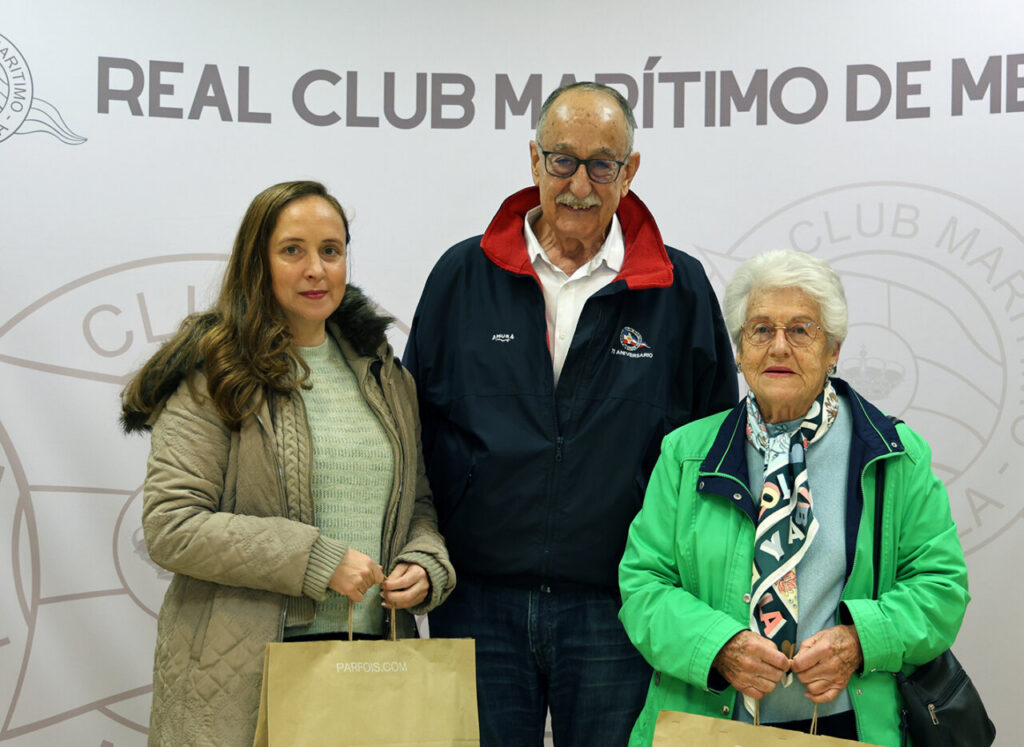 Entrega de trofeos en el Real Club Marítimo de Melilla