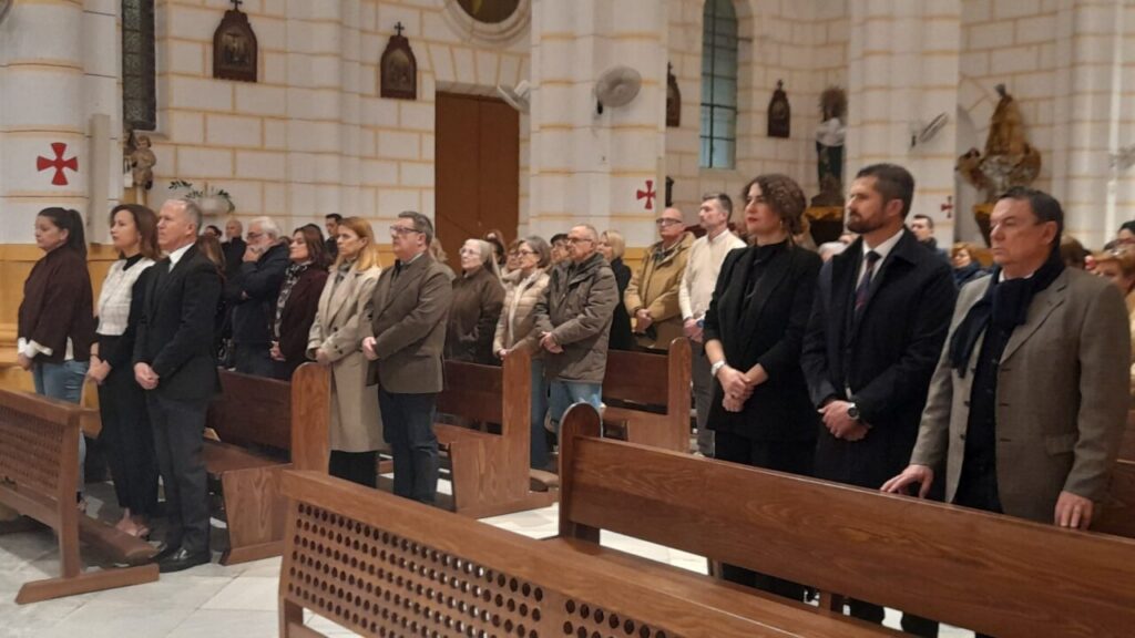 Congregación en misa funeral en la Iglesia del Sagrado Corazón de Melilla