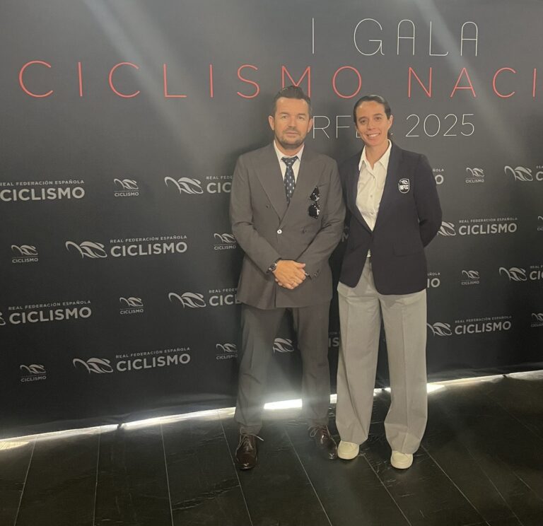 Begoña Luis en la Gala de Ciclismo Nacional 2025