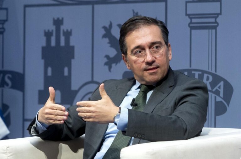 José Manuel Albares hablando sobre la situación en Venezuela