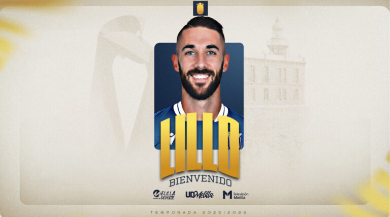 Lillo Castellano, defensa de la U.D. Melilla, sonríe en su presentación.