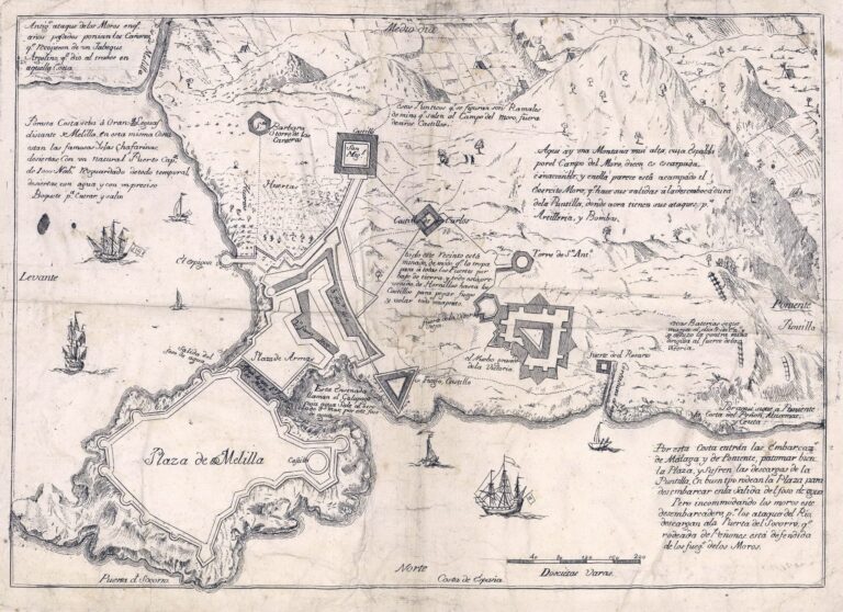 Mapa antiguo de la Plaza de Melilla con detalles geográficos y militares.
