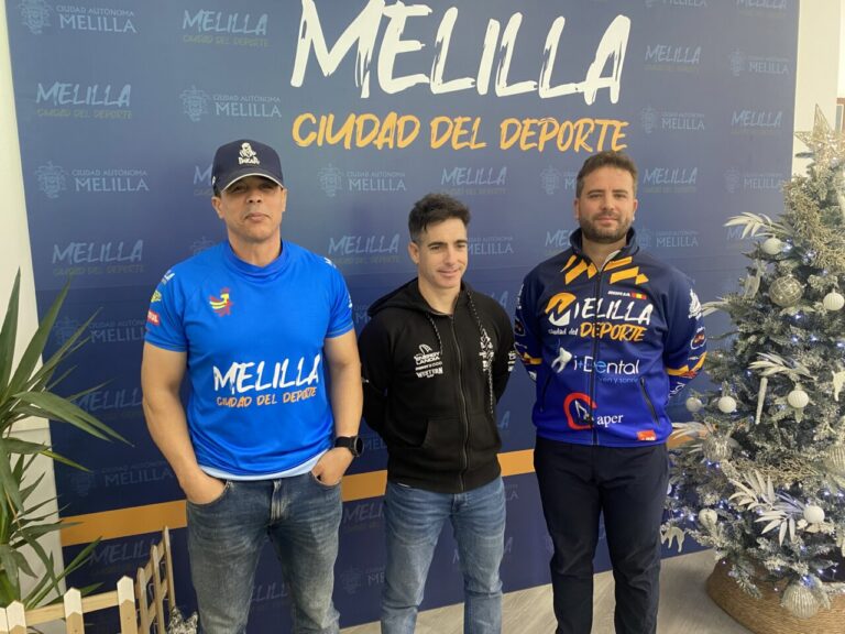 Rachid Al-Lal, Borja Pérez y Diego Ortega en evento Dakar en Melilla
