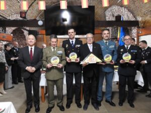 Entrega de reconocimientos a las Fuerzas Armadas en Melilla