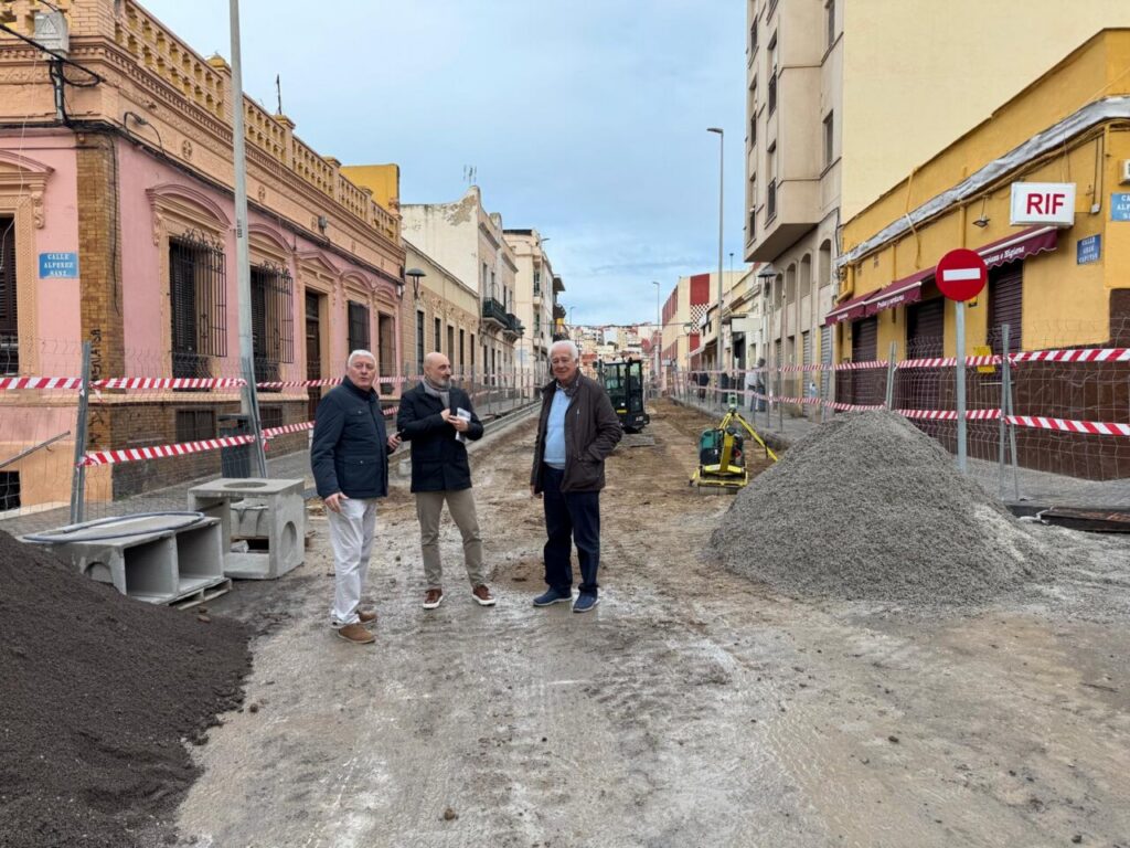 Obras de remodelación en la calle Gran Capitán del barrio del Rastro