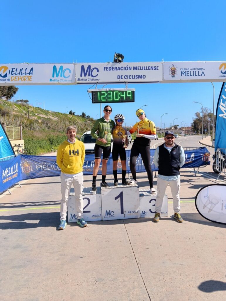 Ganadores del Campeonato Autonómico de Ciclismo en Melilla en el podio