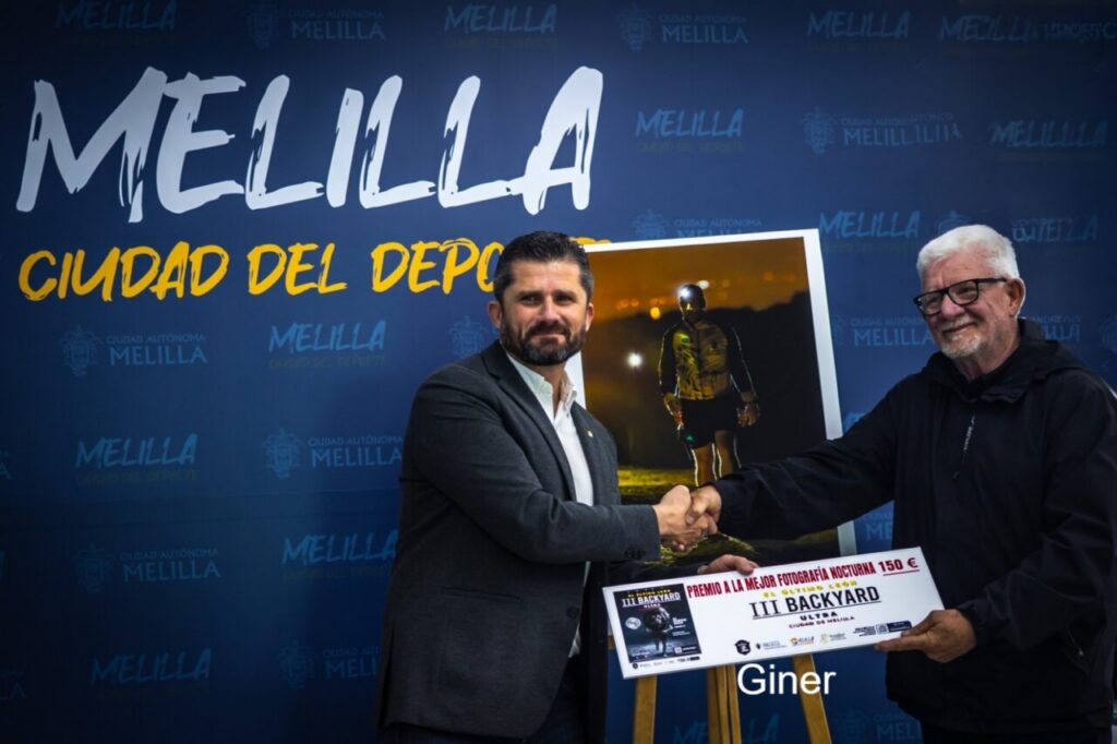 Entrega de premios del Concurso Fotográfico Backyard Ultra en Melilla.