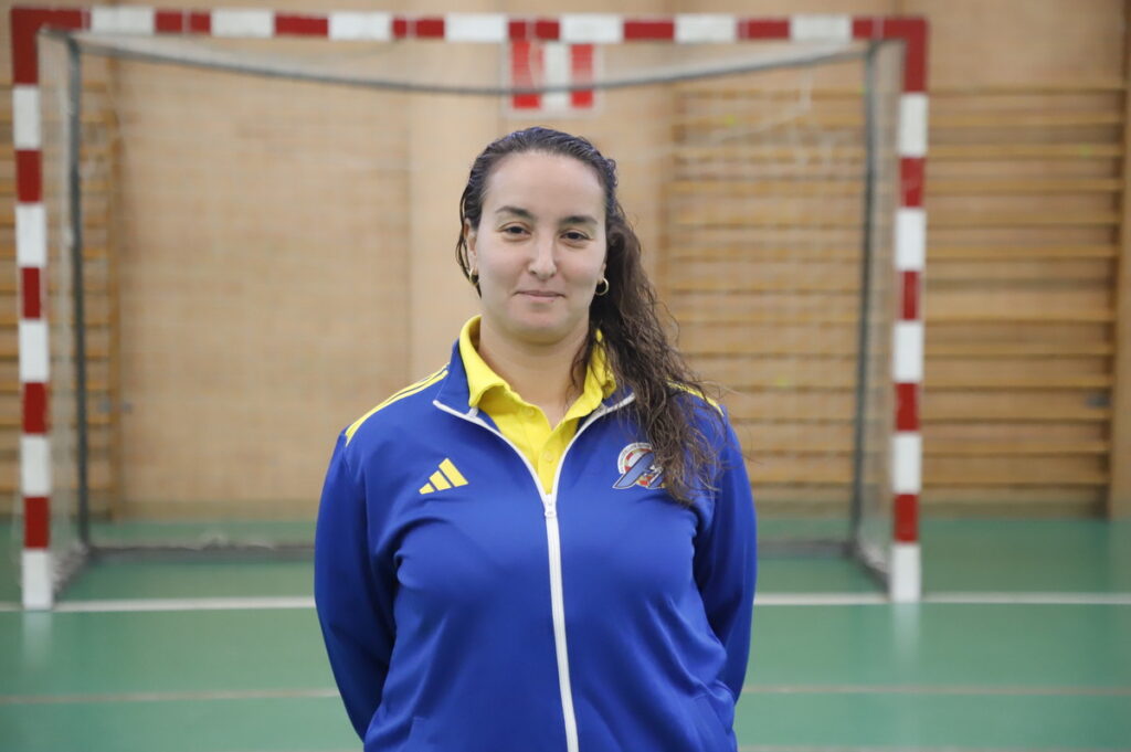 Entrenadora de la selección sub-16 de fútbol sala femenino en Melilla