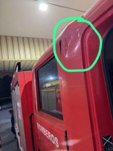 Camión de bomberos dañado en Melilla tras un ataque vandálico