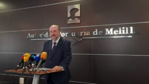 Rueda de prensa en la Autoridad Portuaria de Melilla sobre tráfico de pasajeros.