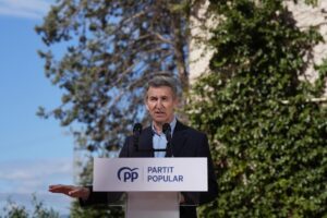 Alberto Núñez Feijóo hablando en un evento del Partido Popular