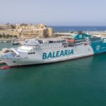 Ferry Rusadir de Balearia atracado en el puerto de Melilla
