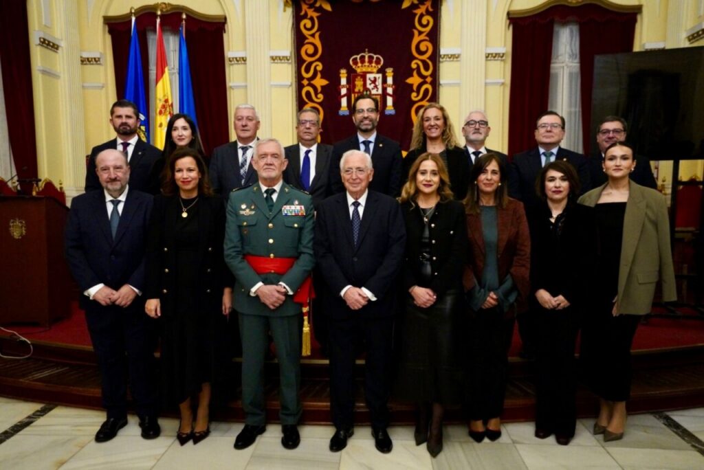 Ceremonia de Manuel Llamas Fernández como Hijo Adoptivo de Melilla