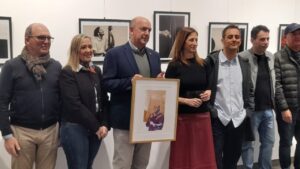 Inauguración de la exposición Mirando al Jazz en la UNED con homenaje a Ángel Castro