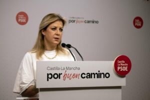 Ana Isabel Abengózar durante una rueda de prensa del PSOE en Castilla-La Mancha