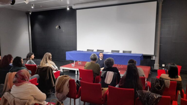 Participantes en un taller de teatro del Siglo de Oro en Melilla