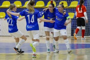 Jugadoras del Melilla Torreblanca celebrando un gol en el partido
