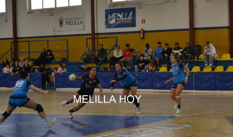 Jugadoras del Maravilla Melilla en partido de balonmano